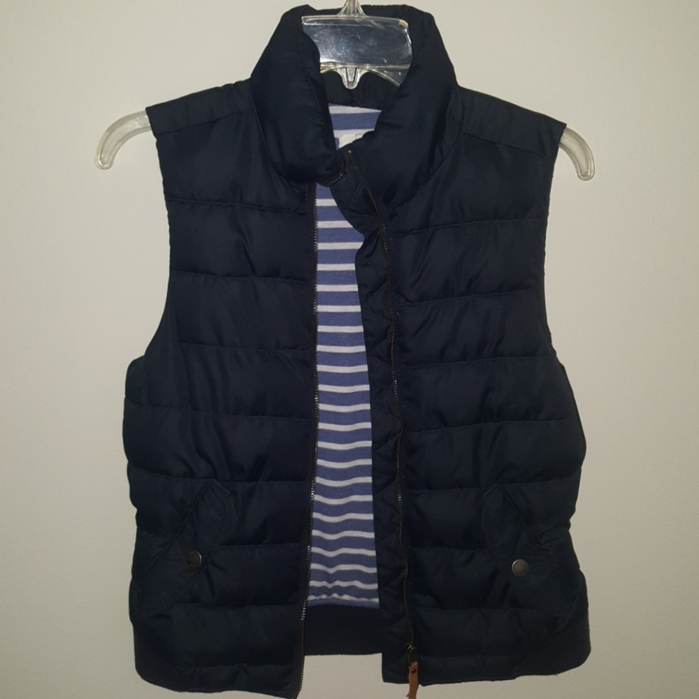 Navy blue puffer vest
